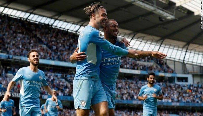 Manchester City shatters Arsenal with 5-0 in Premier League.